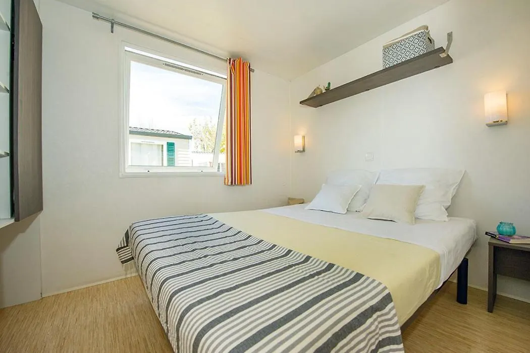 Eurocamp Mobilhomes At Brioni Sunny Campsite Πούλα